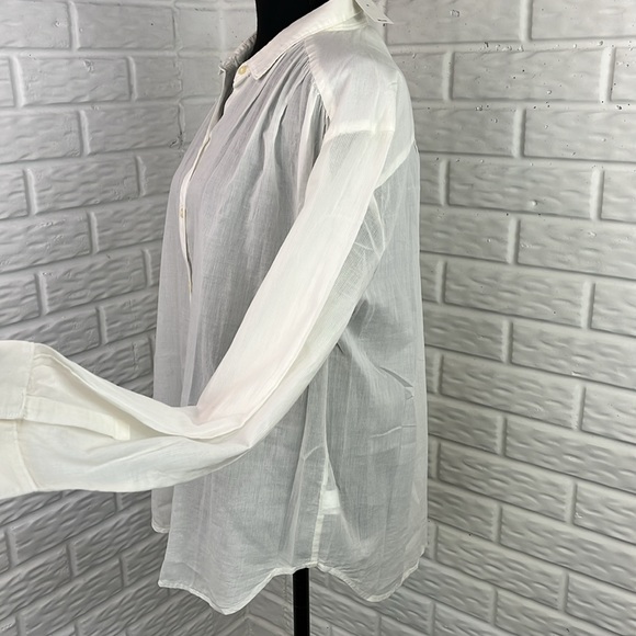 GAP OPTIC WHITE SEMI SHEER BUTTON DOWN BLOUSE PLEATS NWT SIZE XL - Picture 5 of 12